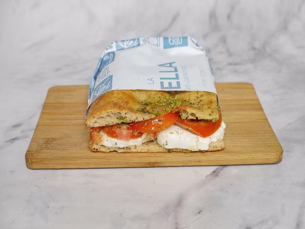 Focaccia caprese