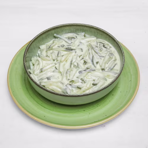 Gurkenrahm-Salat