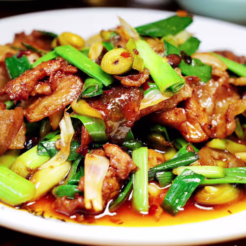 Das Beste vom Schwein Hui-Guo-Style (leicht scharf)