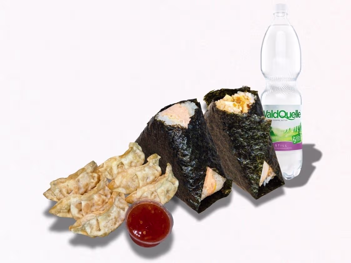 2 Onigiri nach Wahl - 6 Stück Gyoza Chicken - 1 Getränk