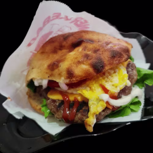Hamburger mit Spiegelei
