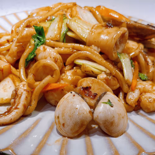 Meeresfrüchte Udon