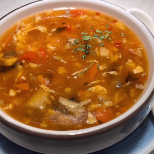 Pikant säuerliche Suppe
