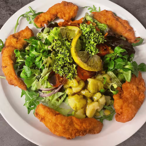 Steirischer Backhendisalat