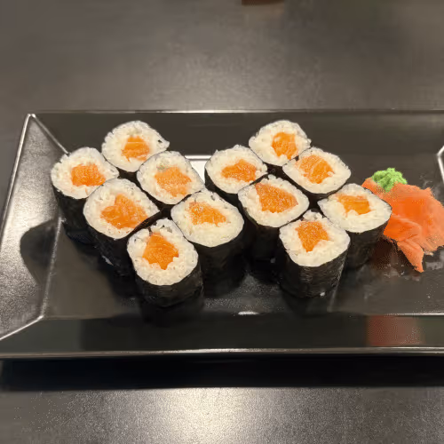 Lachs Maki (12 Stück)