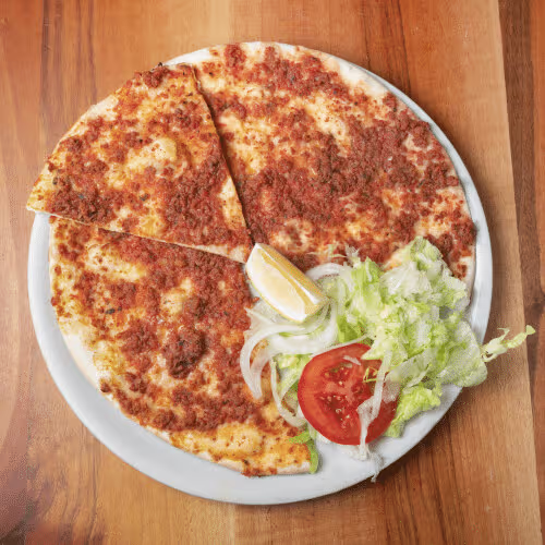 Lahmacun mit Faschiertem