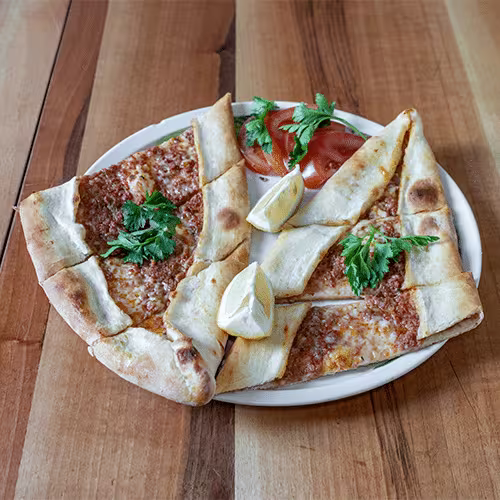 Pide mit Faschiertem klein