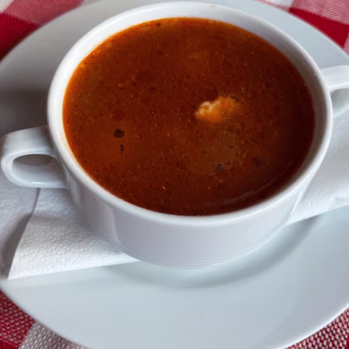 Ungarische Gulaschsuppe