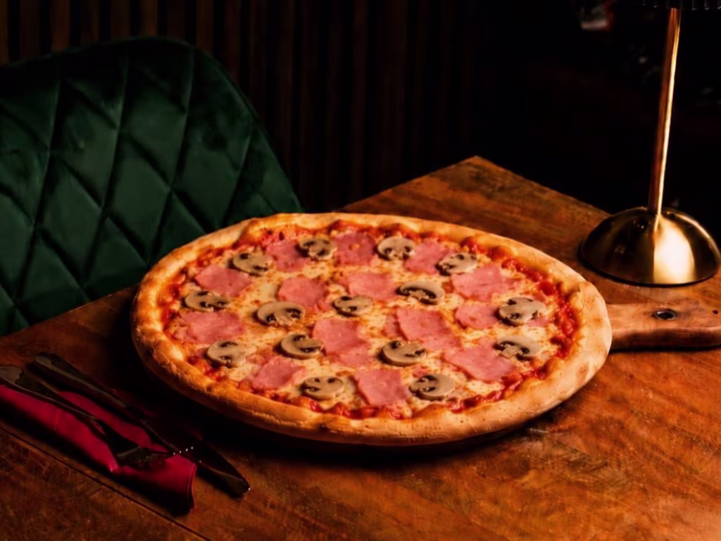 Pizza Fiorentina