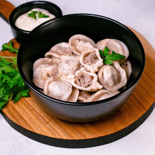 Pelmeni mit Hähnchen