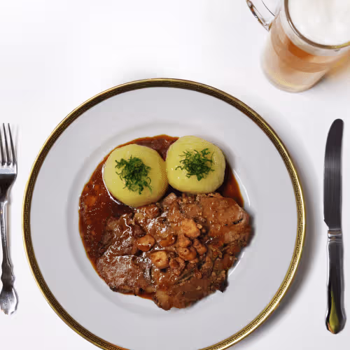 Signature Schweinsbraten vom Bio-Voralpen Strohschwein