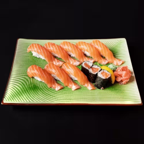 Sake Nigiri Set (8 Stück)