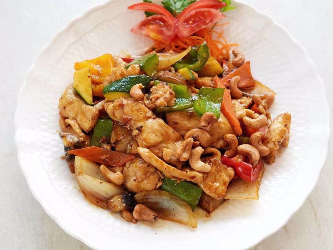 H4a Gong Bao mit Tofu und Erdnuss