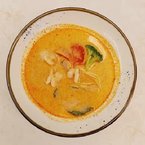 S2a Tom Yam Suppe mit Gemüse