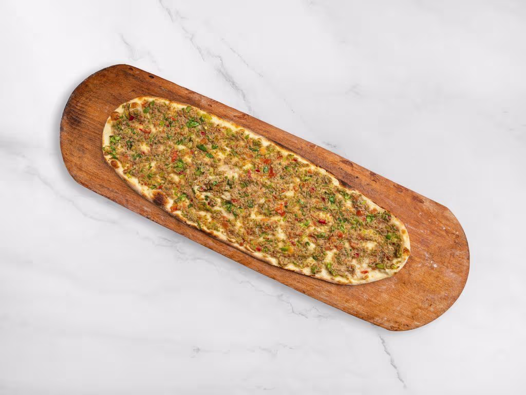 Pide Kiymali (Etli Ekmek)