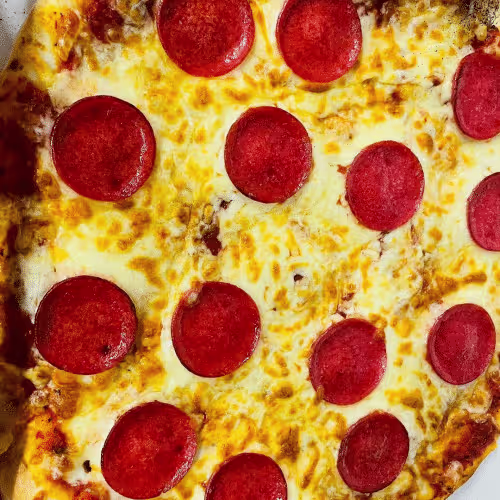 Familien-Pizza Salami