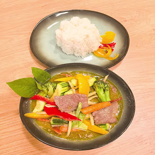Grünes Thai Curry (scharf)