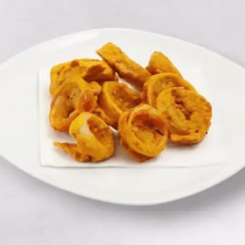 Herzhaft würzig-gebackene Zwiebelringe