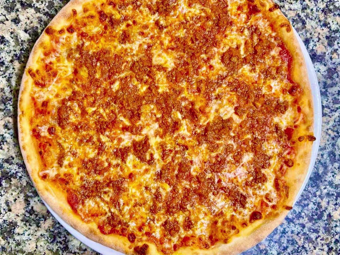 Pizza Bolognese