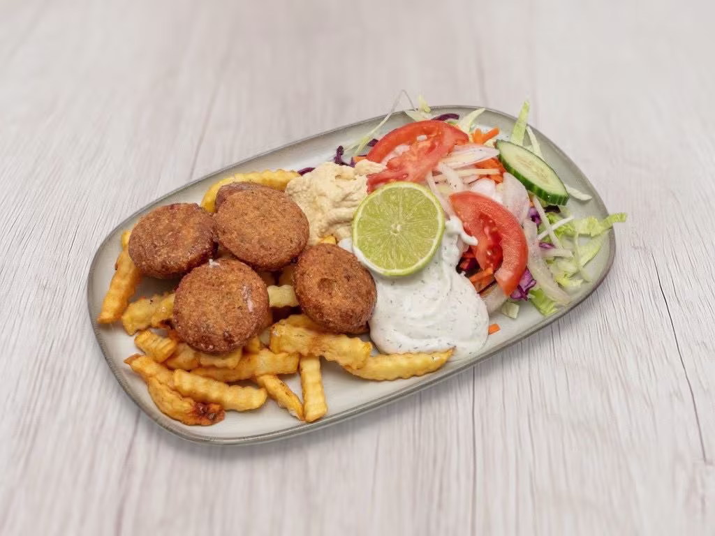 Falafel Teller mit Pommes frites