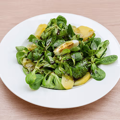 Vogerlsalat mit Kartoffeln