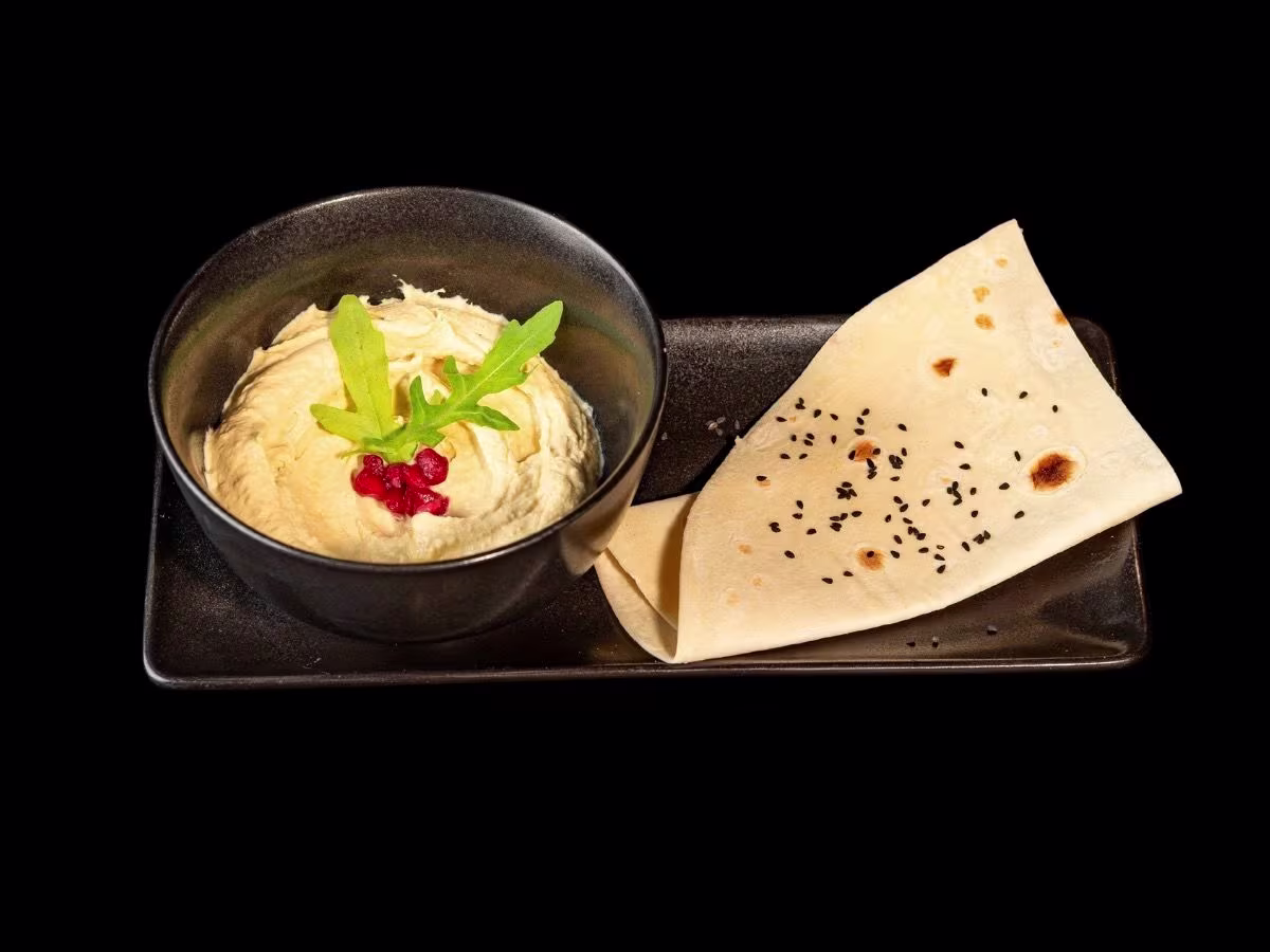 HUMMUS