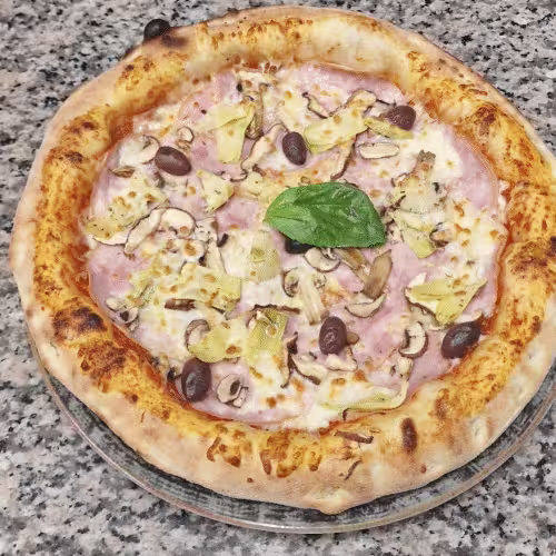 Pizza Capricciosa..