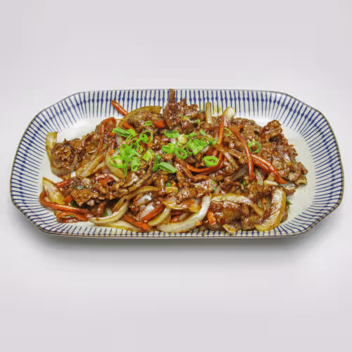 Rindfleisch mit Zwiebeln (scharf)