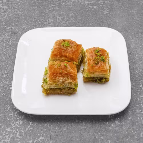 Baklava (3 Stück)