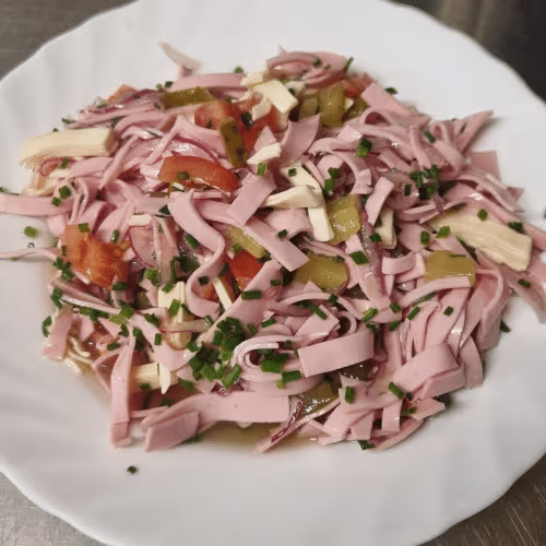 Olivers Wurstsalat mit Gebäck