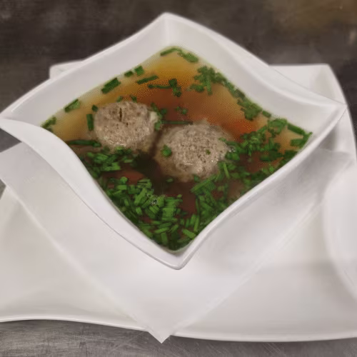 Leberknödelsuppe
