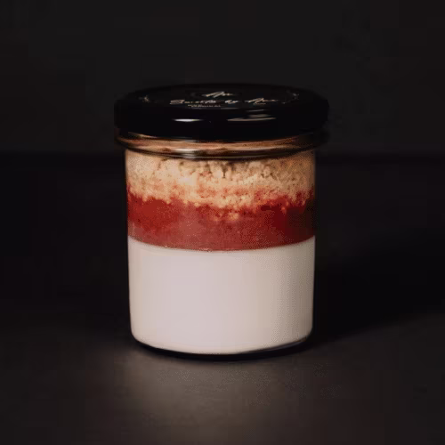 Panna Cotta Mit Erdbeere (Glas)