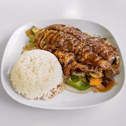 Knusprige Ente auf Wok-Gemüse