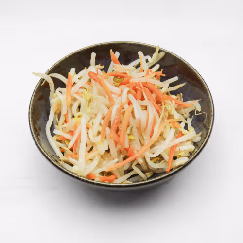 Sojasprossen Salat (vegetarisch)