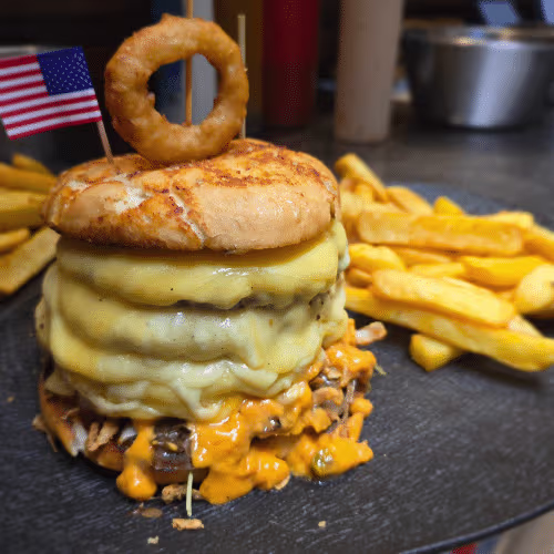 Pepes Triple Burger