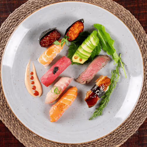 Tobiko Nigiri