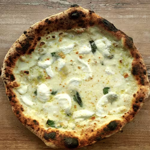 Pizza 4 Formaggi