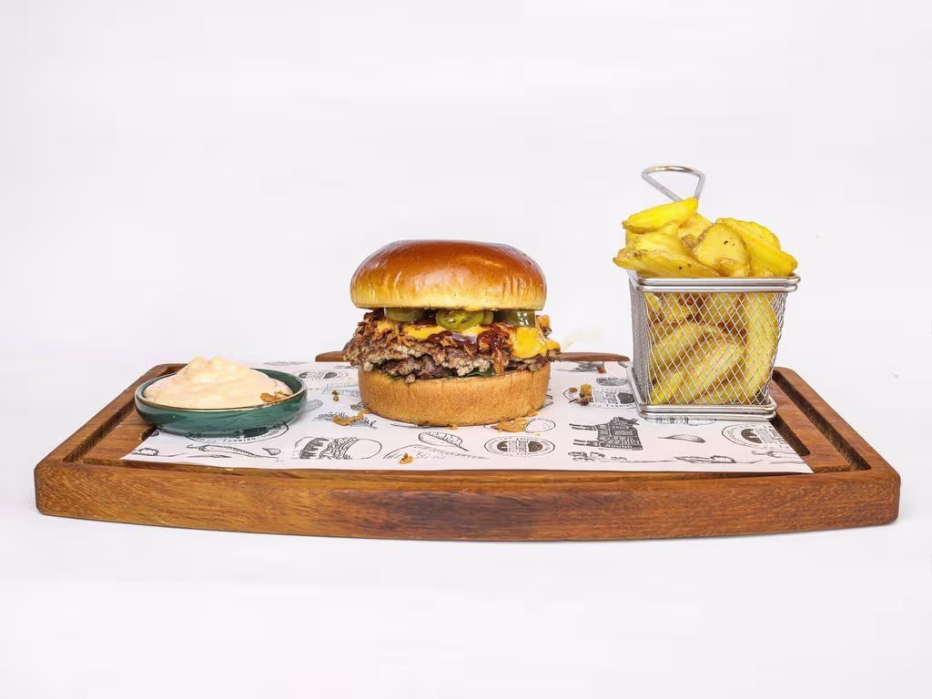 Chili-Cheese Burger
