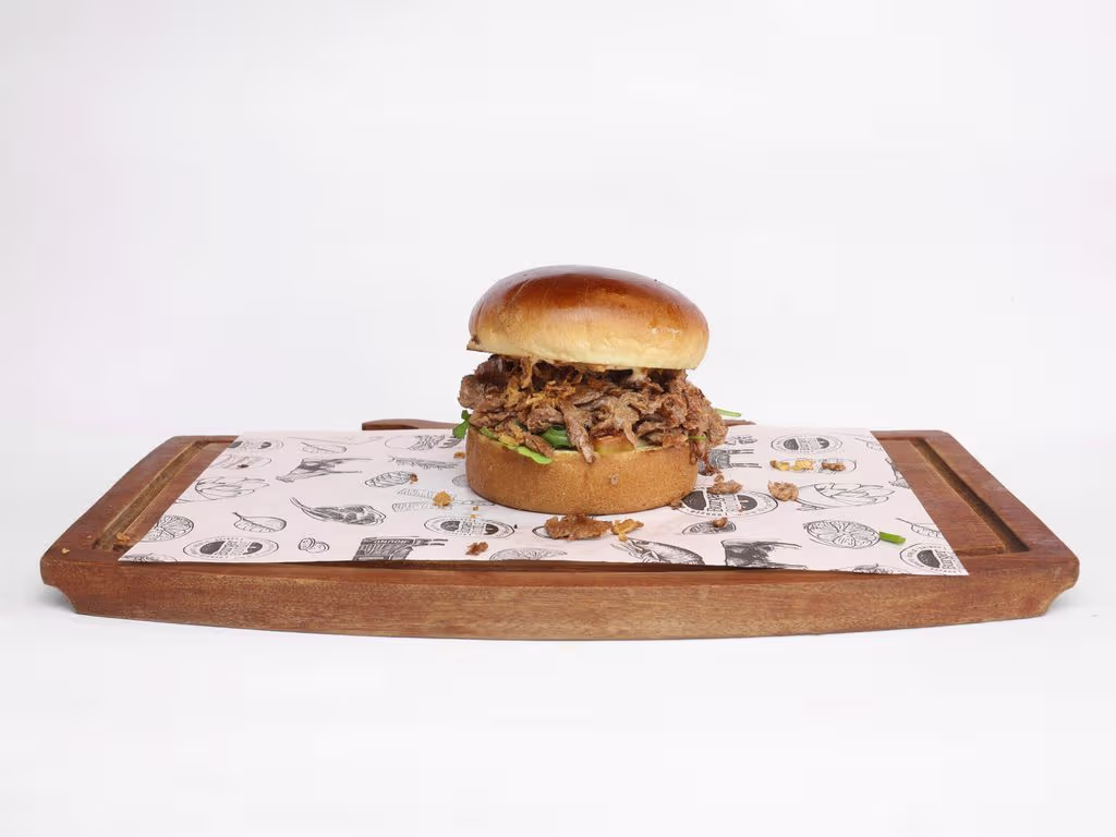 Pulled "Beeflike" Vegan Burger (vegan)
