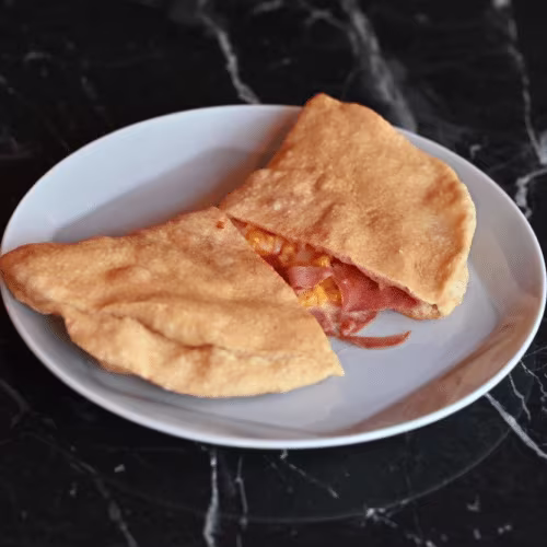Gefülltes Pizza Langos