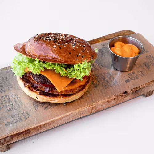 VIP Cheeseburger