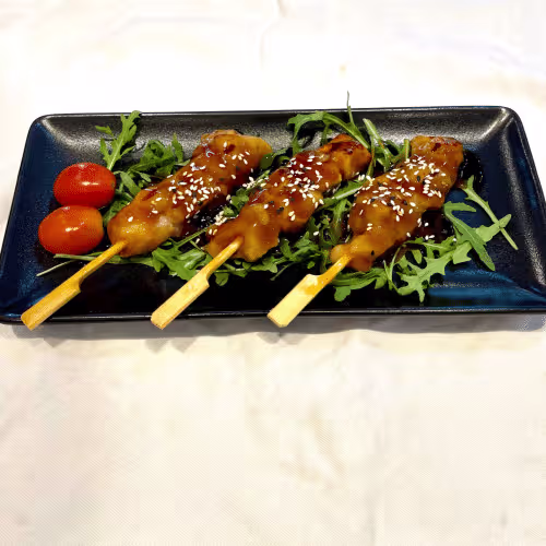 Yakitori (gegrillt Hühnerspieße mit Teriyaki Sauce 3 Stk. )