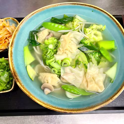 Nudelsuppe mit Wantan