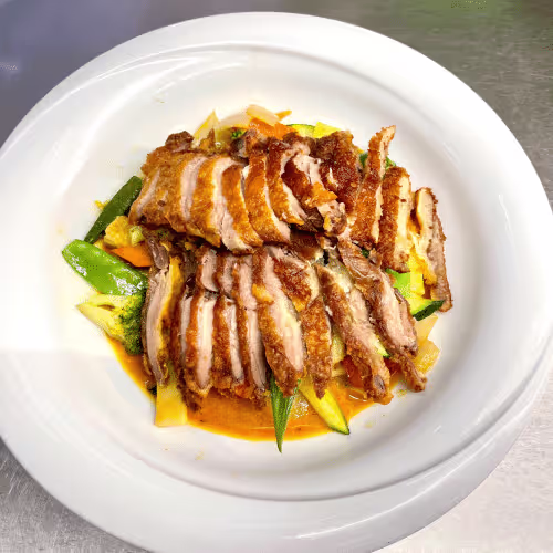 Thai Rotcurry mit Ente (sehr scharf)