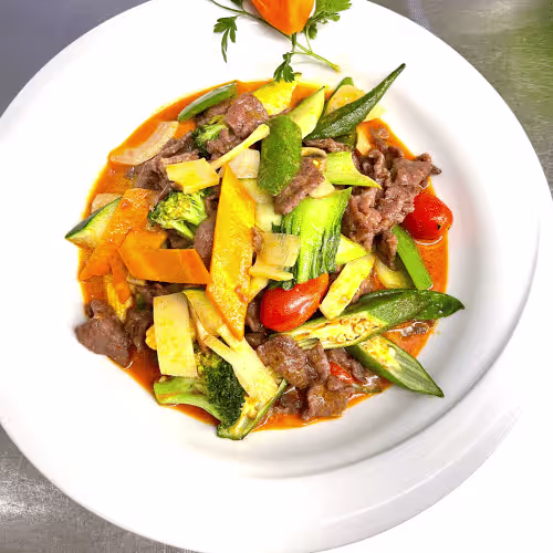 Thai Rotcurry Rindfleisch (sehr scharf)