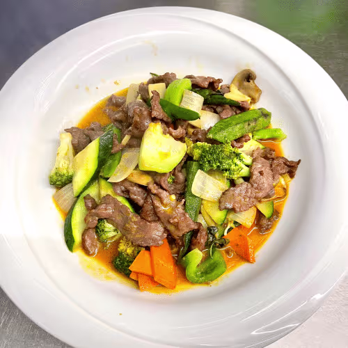 Thai gelbe Curry Rindfleisch (scharf)