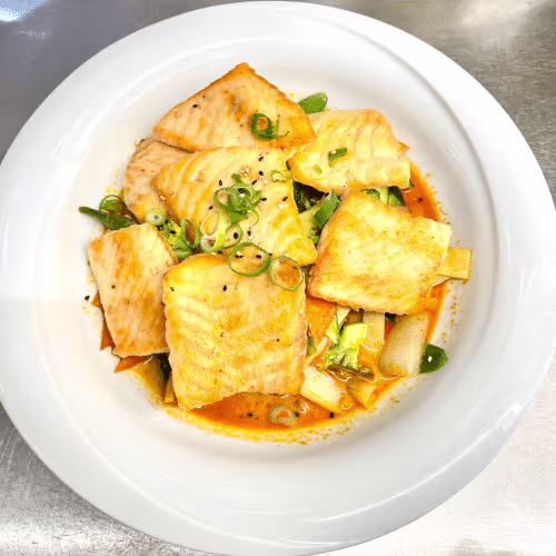Thai Rotcurry mit Lachs (sehr scharf)