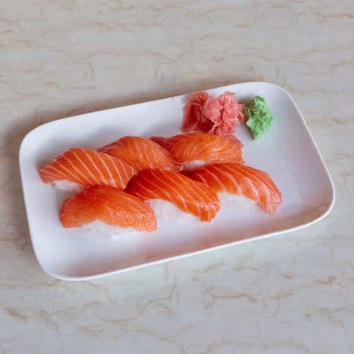 Lachs Sushi (mittel)