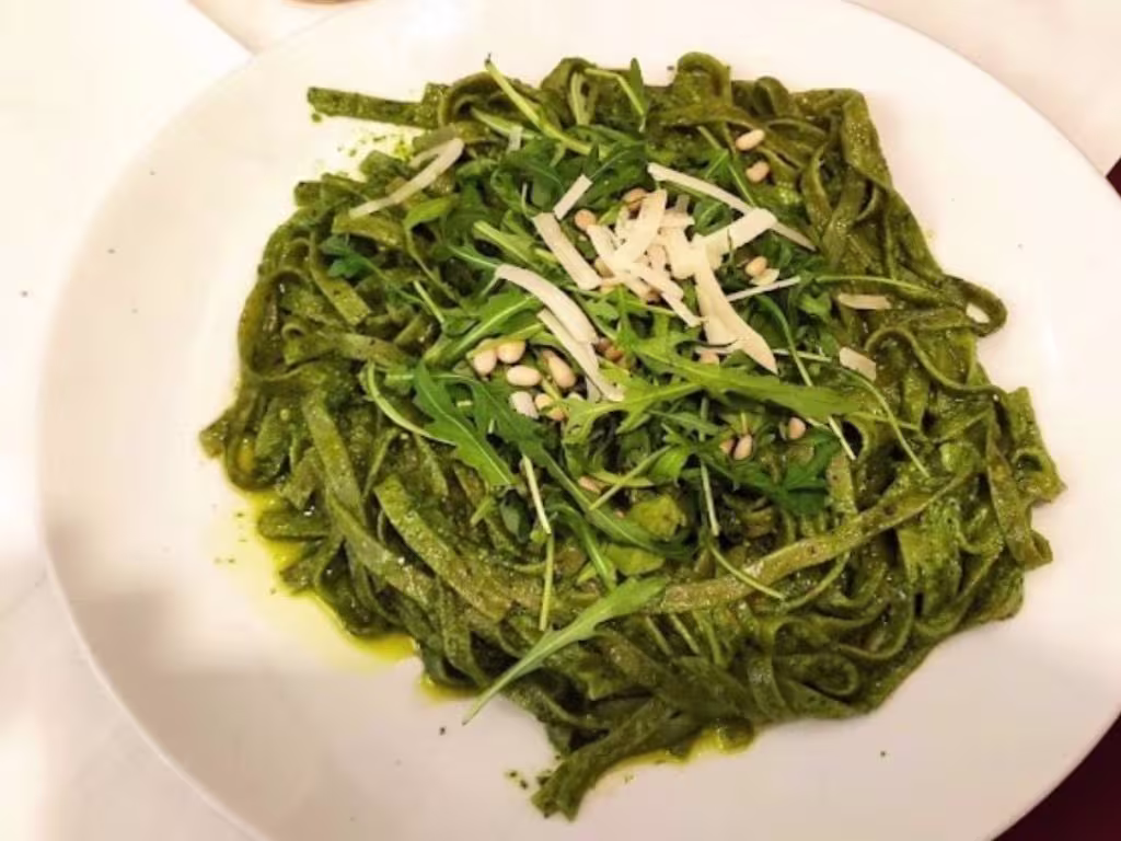 Tagliatelle verde al Pesto