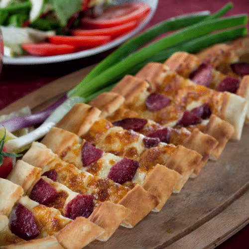 Sucuk Pide